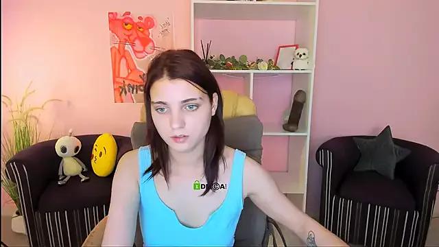 evelyn_muse from StripChat is Freechat