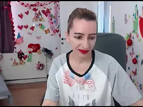 EvelynAngell from StripChat