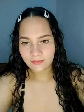 EvelynnBunny_ from StripChat
