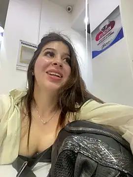 EvelynRoses from StripChat