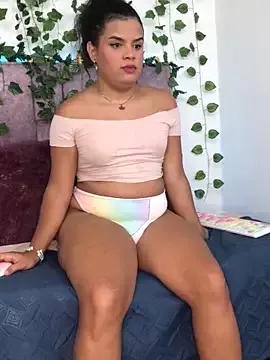 EvelynTenderly from StripChat is Freechat