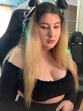 Evie_Pie from StripChat