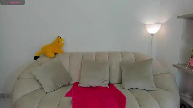 Evvamoon69 from StripChat