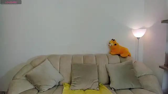 Evvamoon69 from StripChat