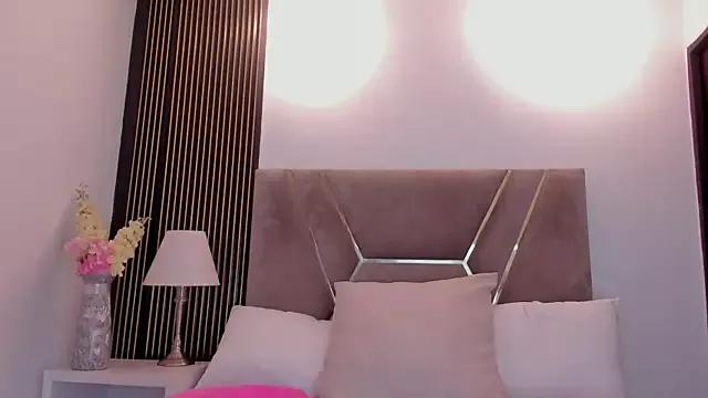 Evy_Storm_ from StripChat is Freechat