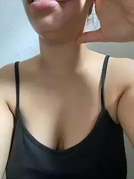 farah-36 from StripChat