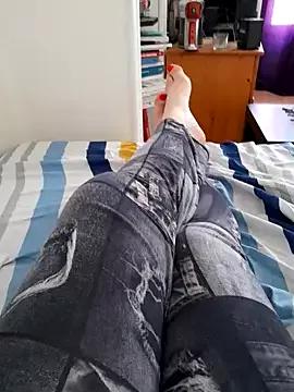 feetclara7 from StripChat