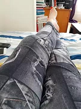 feetclara7 from StripChat