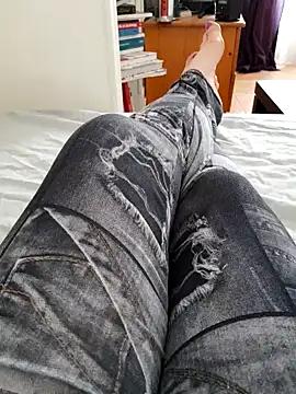 feetclara7 from StripChat