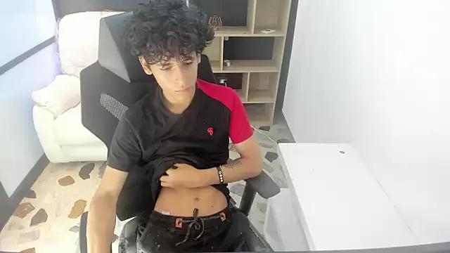 Felimpluz from StripChat is Freechat