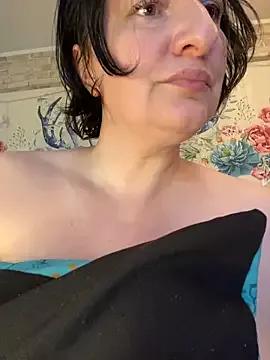 FetishIris from StripChat is Freechat