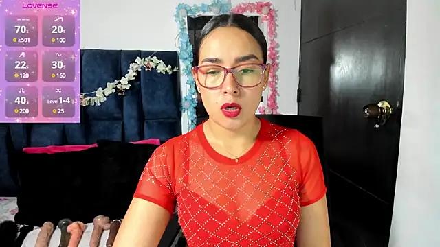 Girls: try live performances with matured performers, from dancing to quirks, in a variety of beautiful sex cams.