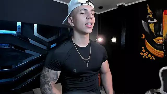 Flynn_Riider from StripChat is Freechat