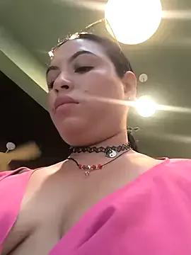 Francesca_ferrari from StripChat is Freechat