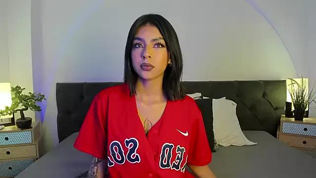 Girls: try live performances with matured performers, from dancing to quirks, in a variety of beautiful sex cams.