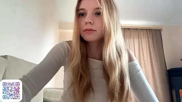 Photos of FruityXo from StripChat is Group