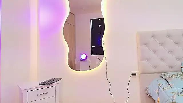 gabbie_brown from StripChat is Freechat