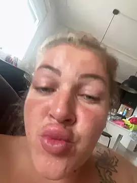 Photos of GabyHofstede from StripChat is Freechat