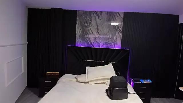 Geabloom from StripChat is Freechat
