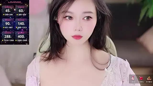 GenevieveRosalie from StripChat