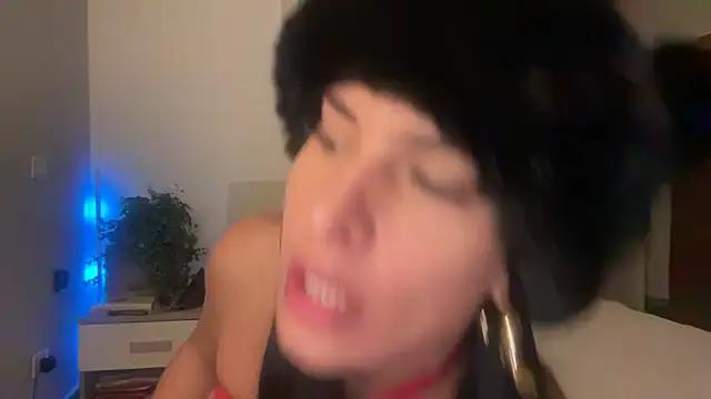 GGmoon81 from StripChat