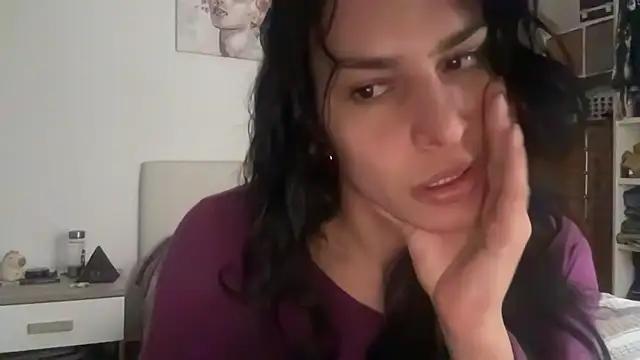 GGmoon81 from StripChat