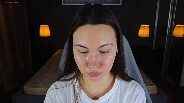GIGI_BENNET from StripChat