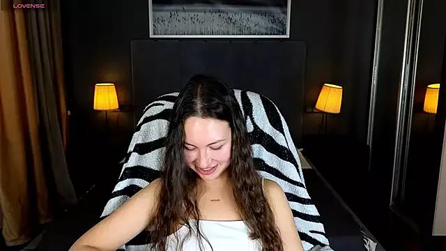 GIGI_BENNET from StripChat