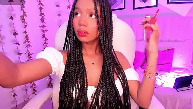 Gigi_Strawberry from StripChat