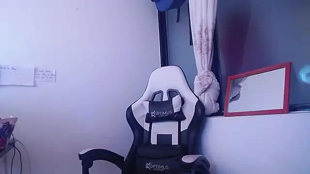 gigiqueen_18 from StripChat