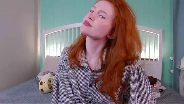 GingerArin from StripChat