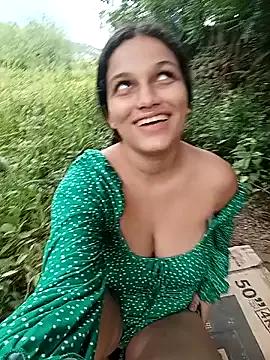 girl_milk1 from StripChat is Freechat