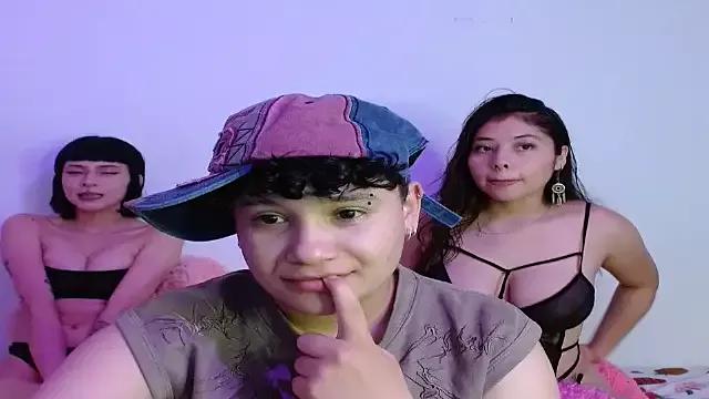 Girls: try live performances with matured performers, from dancing to quirks, in a variety of beautiful sex cams.