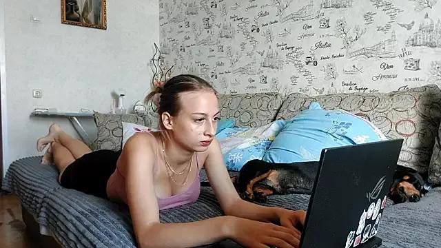 Girls: try live performances with matured performers, from dancing to quirks, in a variety of beautiful sex cams.