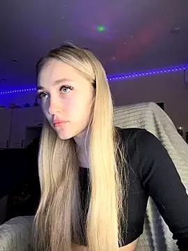 Good__Girl_ from StripChat is Freechat
