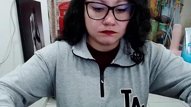 greeneyes_nurse from StripChat