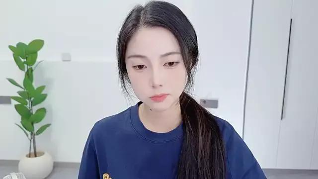 HaagenDazs_ from StripChat