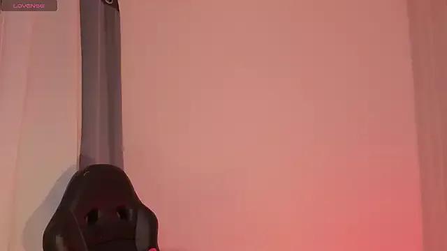 haanna_thompsoon from StripChat is Freechat