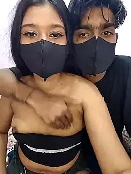 Haavsi_couple from StripChat