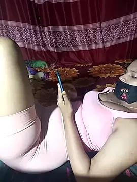 Halima69 from StripChat is Freechat