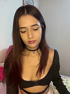 HallieLemon1 from StripChat