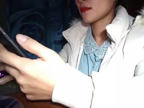 Hana_rose95 from StripChat