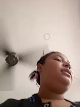 Hanna_19x from StripChat