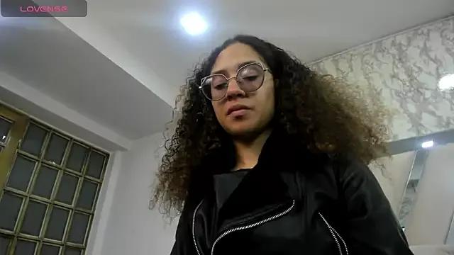 Hanna_Cornee_ from StripChat