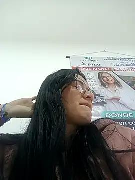 Hanna_Kinsley from StripChat