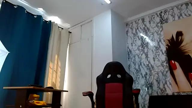 hanna_mooreee from StripChat