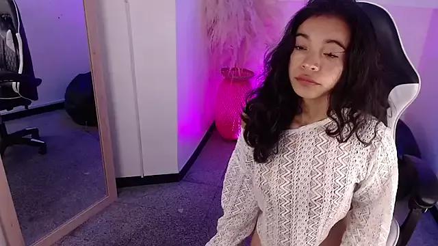 hannaa_as from StripChat