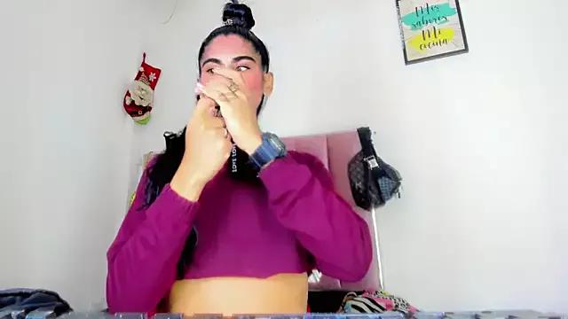 Girls: try live performances with matured performers, from dancing to quirks, in a variety of beautiful sex cams.