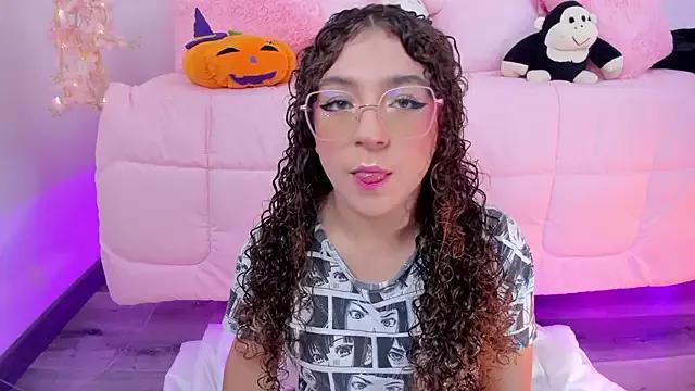 hannacutegod from StripChat
