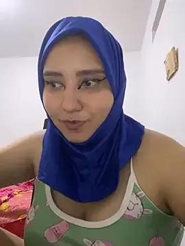 hannahayat from StripChat is Freechat